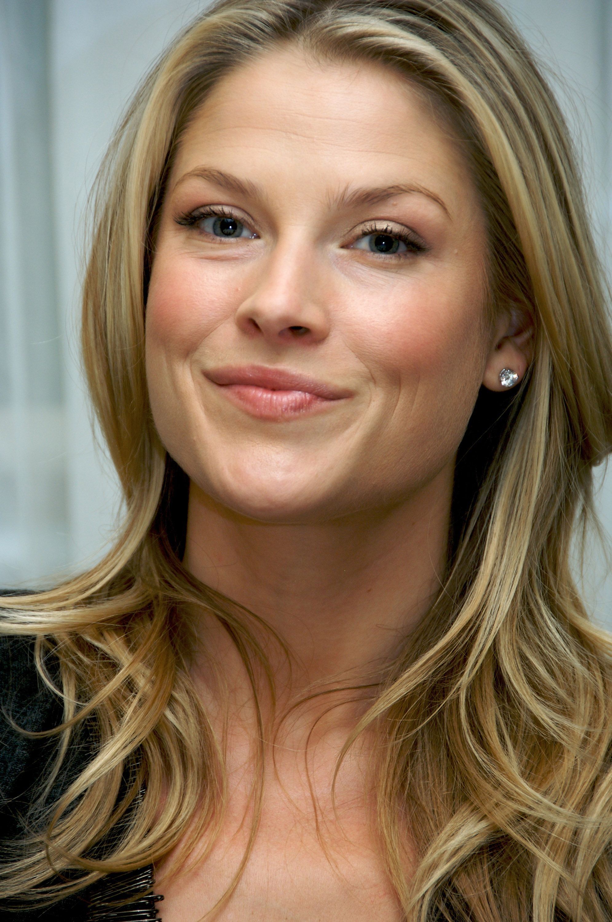 Ali Larter Face Surgery