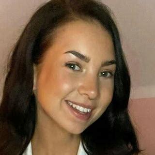 Foxylanaa Onlyfans Nude