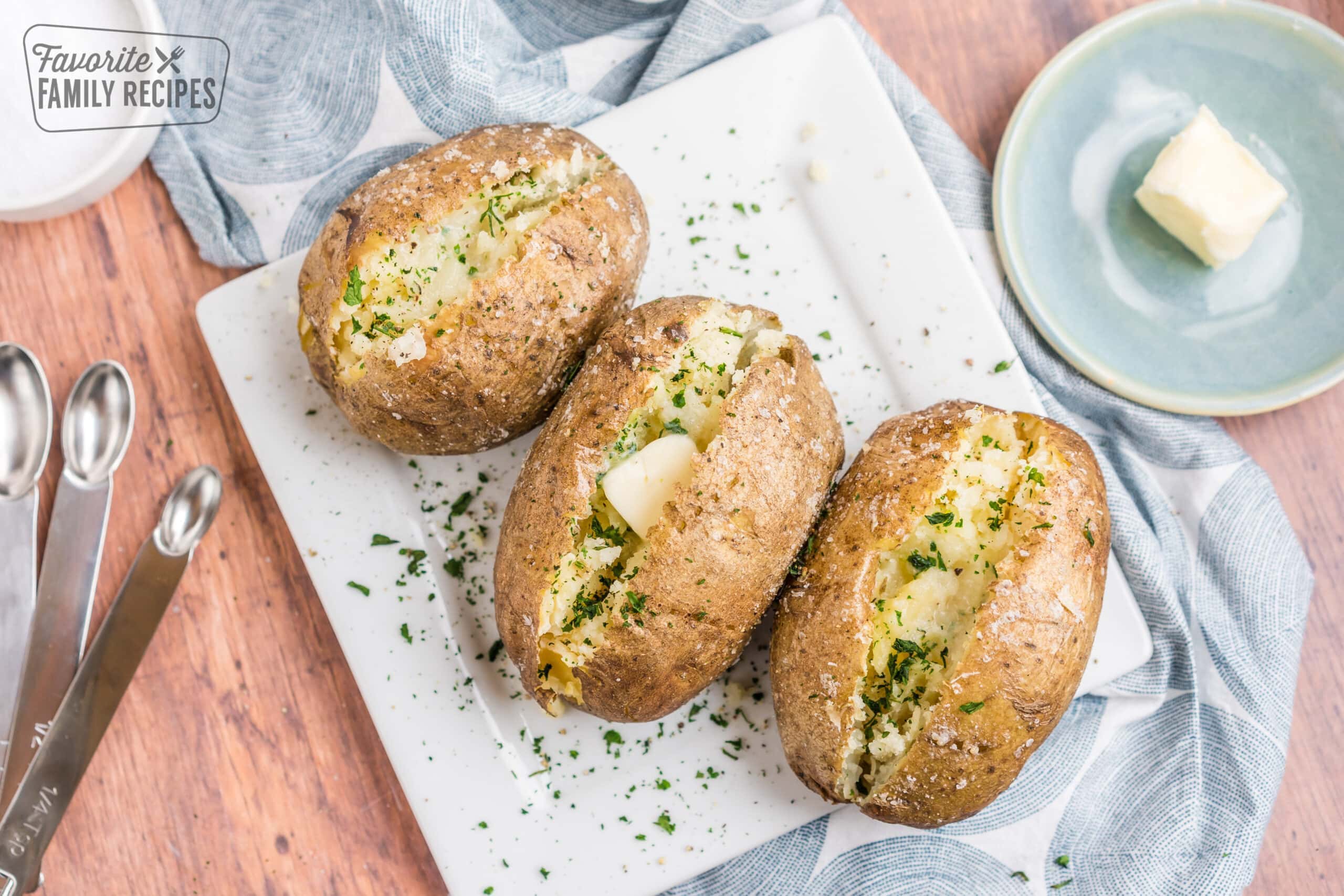 How Long To Bake Potatoes At 350