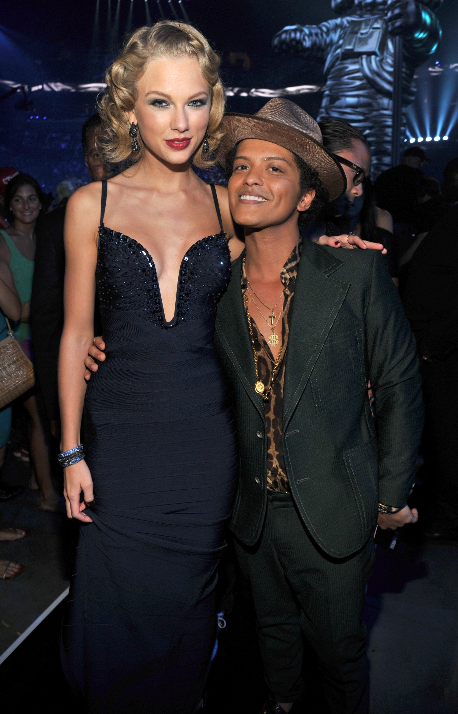 How Tall Is Bruno Mars