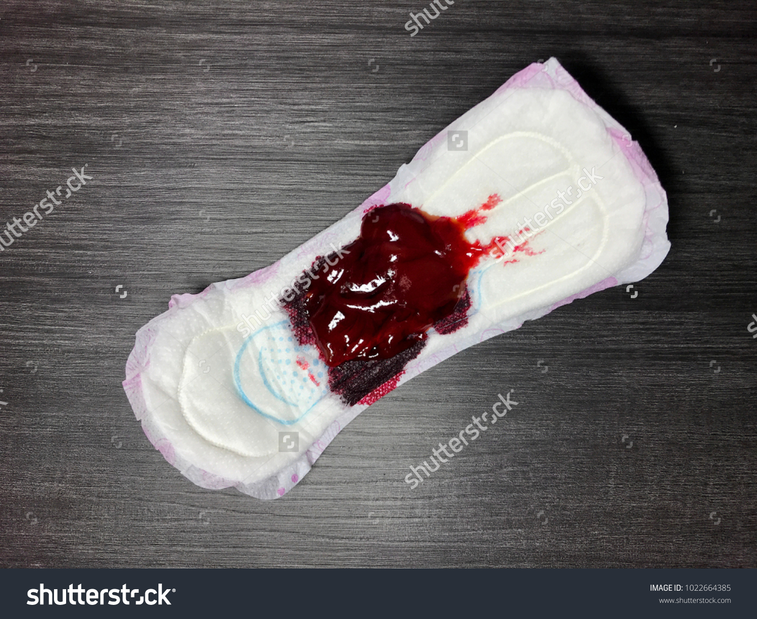 Huge Blood Clots Period