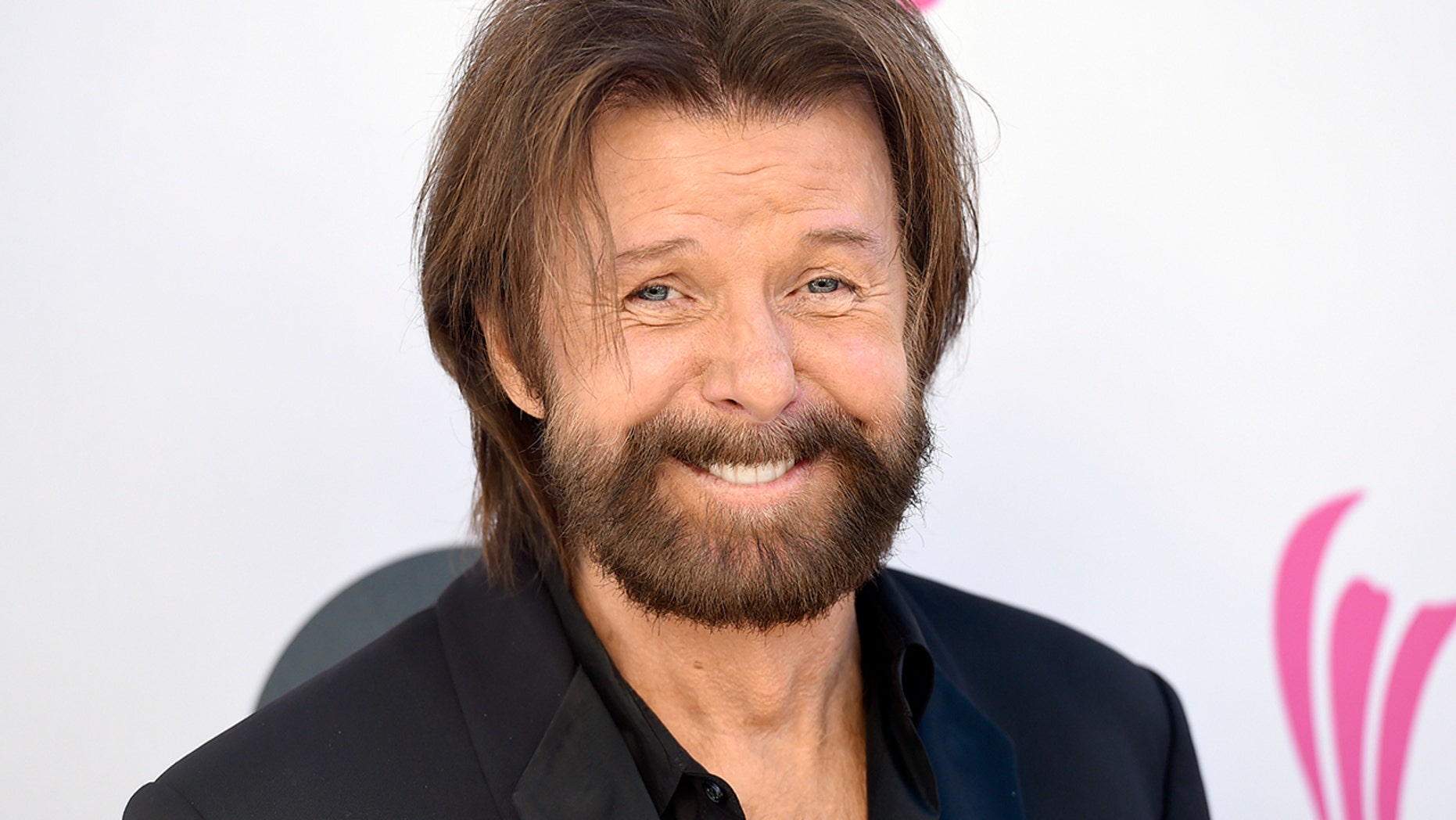 Ronnie Dunn Face Surgery