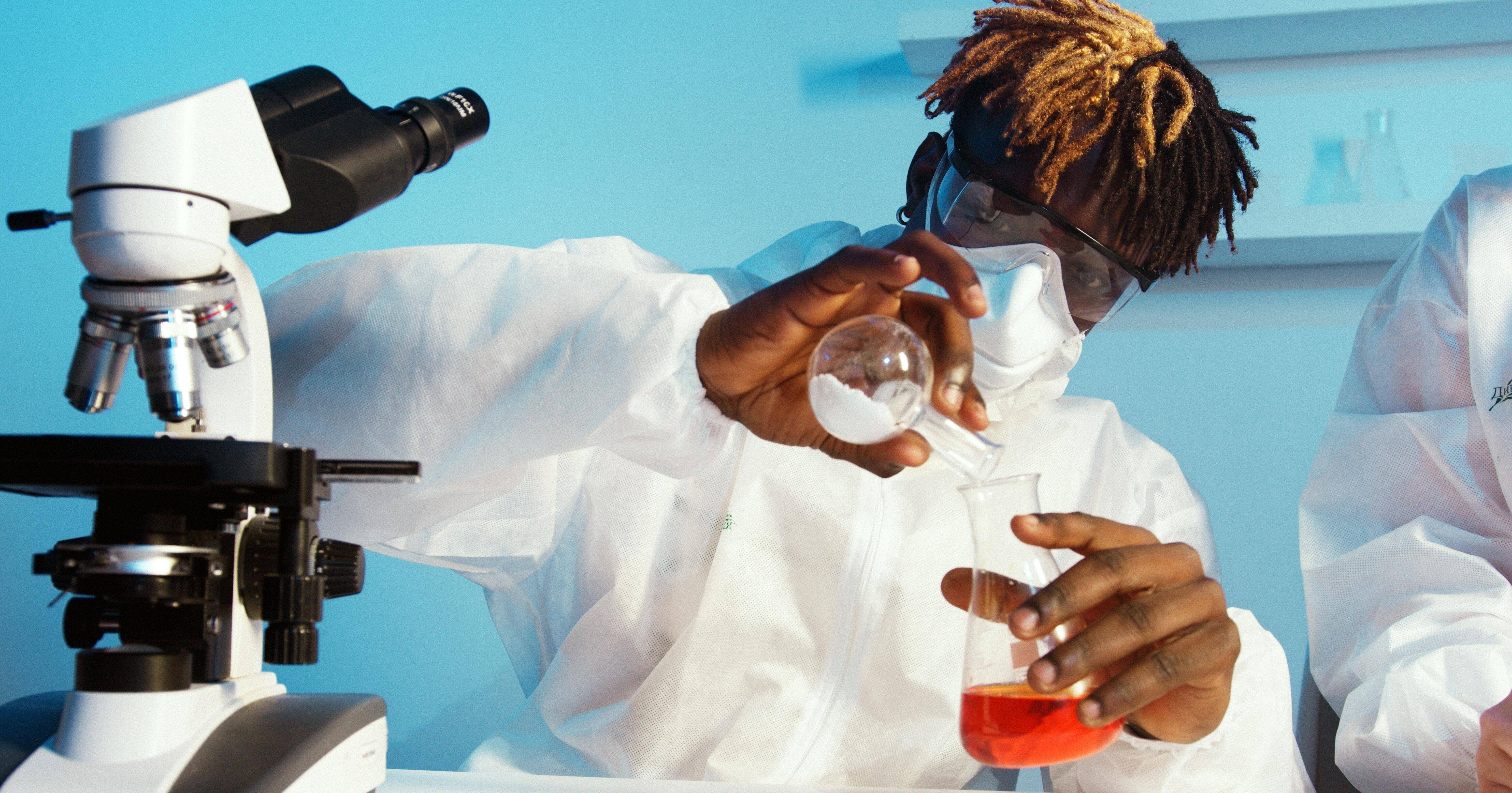 What Does The Chemist Do