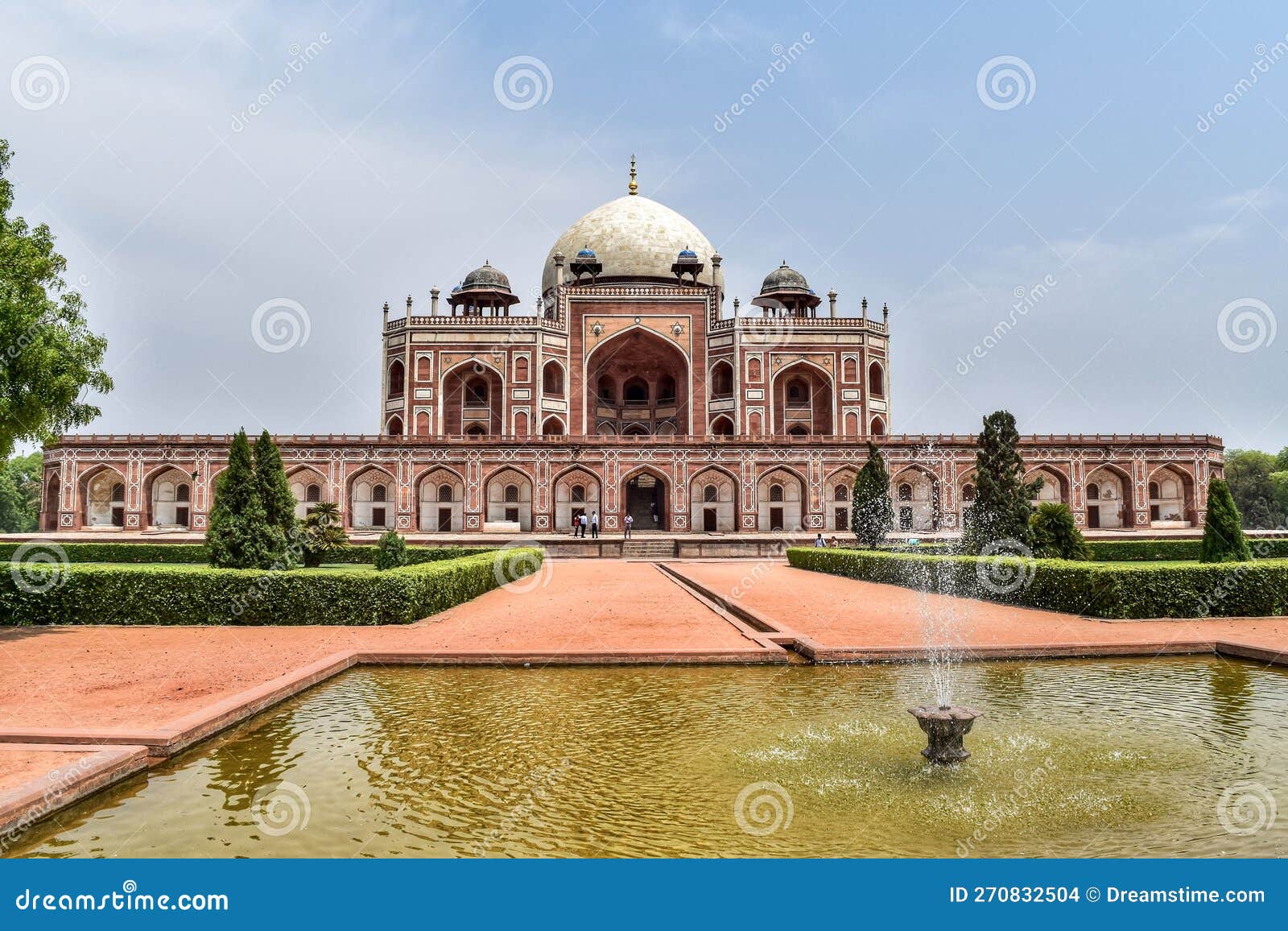 Who Built Humayun's Tomb In Delhi