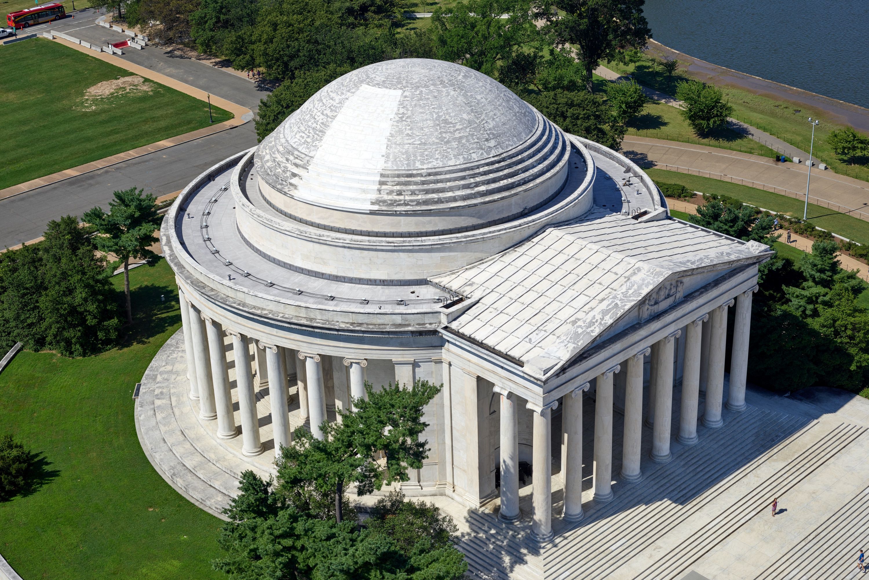 Who Designed Jefferson Memorial