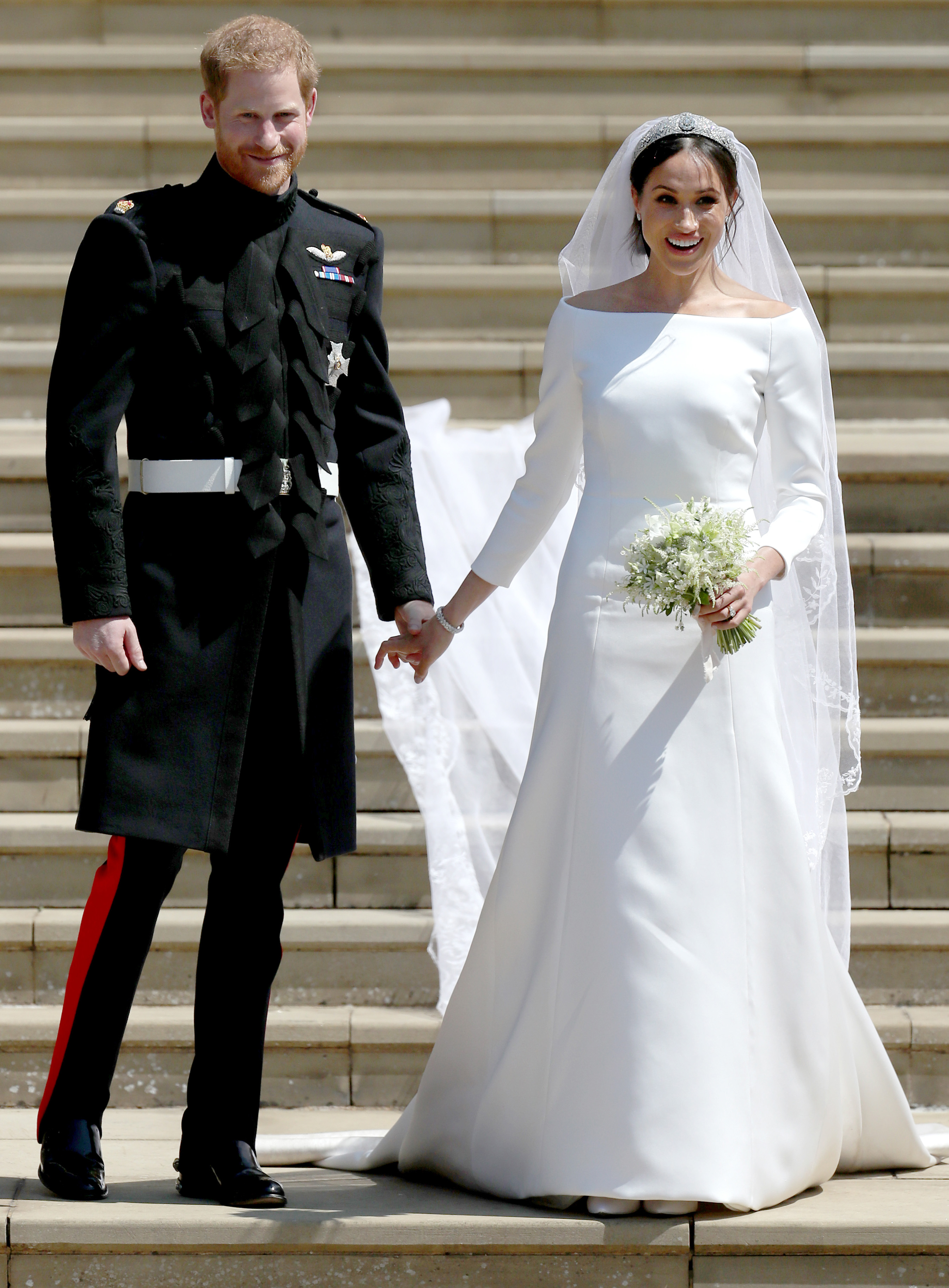 Who Designed Meghan Markle Wedding Dress
