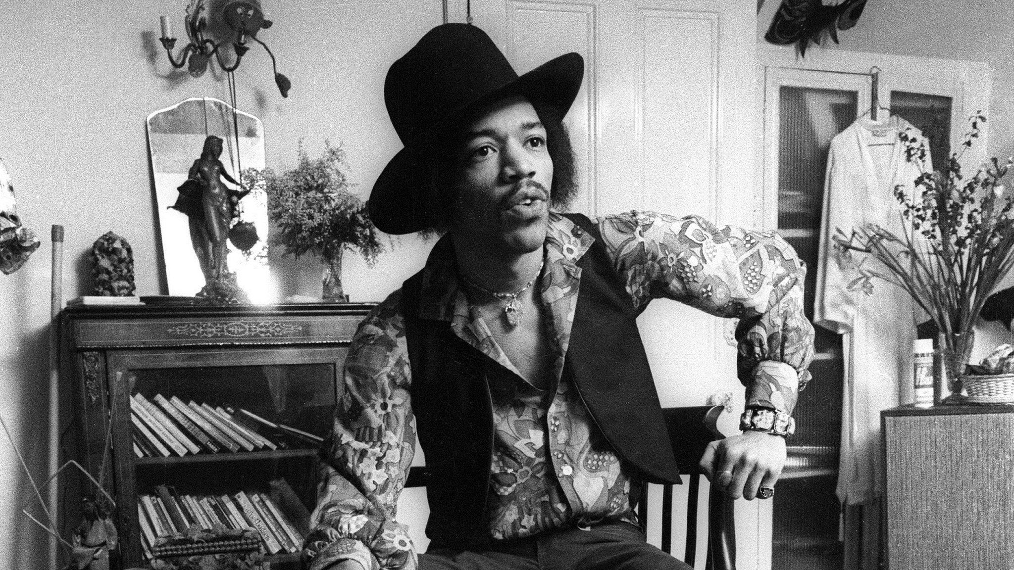Who Discovered Jimi Hendrix