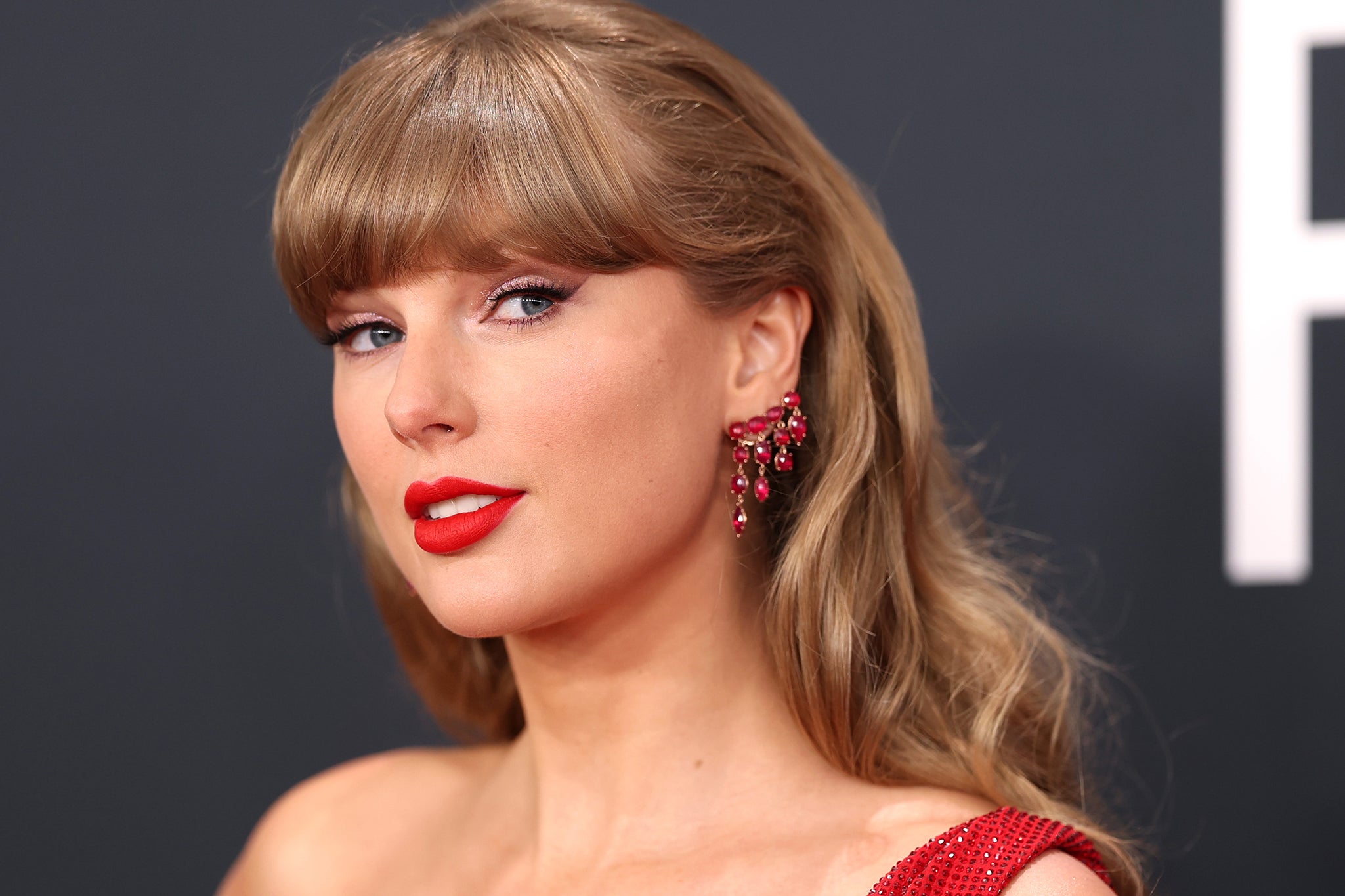 Who Discovered Taylor Swift