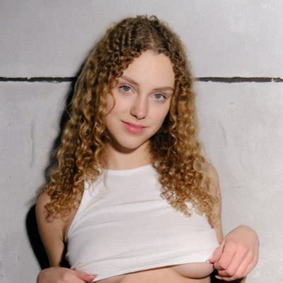 Zoey Curly Nudes